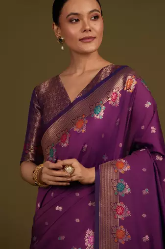 wine silk blend banarasi jacuard work saree with unstitched blouse piece