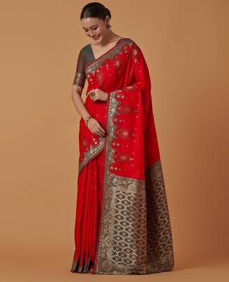 red silk blend banarasi jacuard work saree with unstitched blouse piece 2