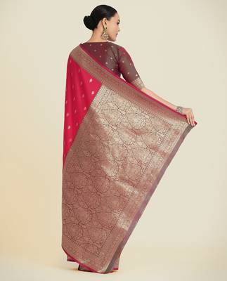 pink silk blend banarasi jacuard work saree with unstitched blouse piece 3