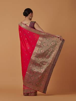 pink silk blend banarasi jacuard work saree with unstitched blouse piece 3