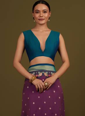 wine silk blend banarasi jacuard work saree with unstitched blouse piece 5