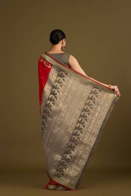 red silk blend banarasi jacuard work saree with unstitched blouse piece 2