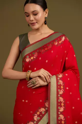 red silk blend banarasi jacuard work saree with unstitched blouse piece