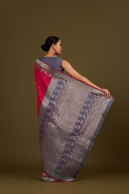 pink silk blend banarasi jacuard work saree with unstitched blouse piece 3
