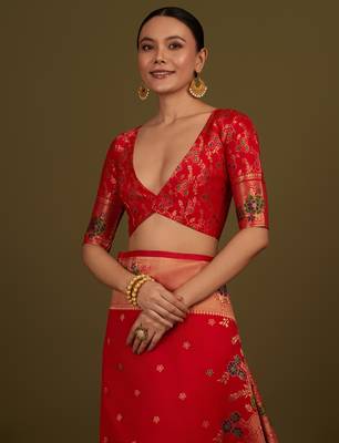 red silk blend banarasi jacuard work saree with unstitched blouse piece 5