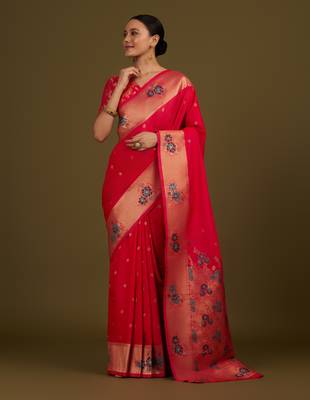 pink silk blend banarasi jacuard work saree with unstitched blouse piece 2