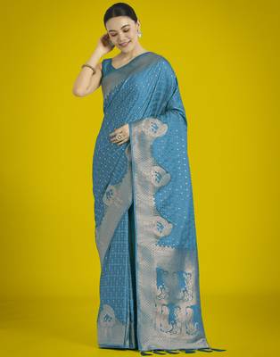 rama silk blend banarasi jacuard work saree with unstitched blouse piece 2