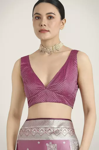 purple silk blend banarasi jacuard work saree with unstitched blouse piece