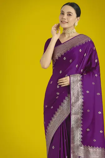 wine silk blend banarasi jacuard work saree with unstitched blouse piece