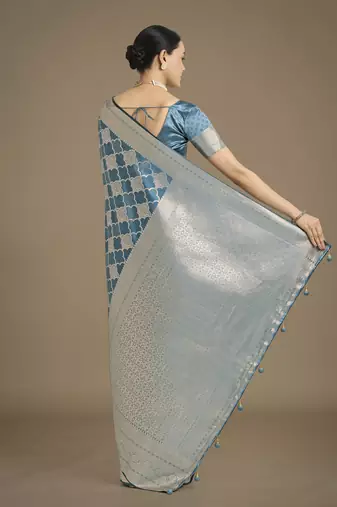 wine silk blend banarasi jacuard work saree with unstitched blouse piece