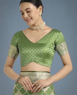mehendi silk blend banarasi jacuard work saree with unstitched blouse piece 5