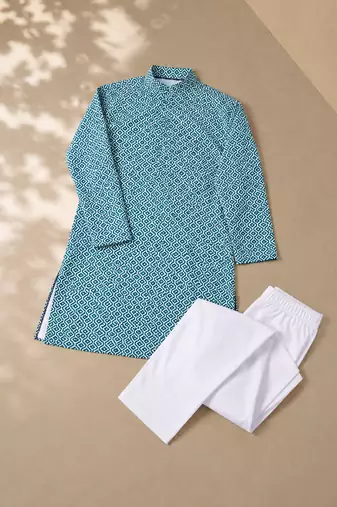 Blue color handcrafted luckhnawi chikankari cotton men's kurta payjama set