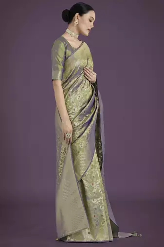 pista silk blend banarasi jacuard work saree with unstitched blouse piece