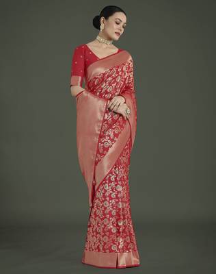 red silk blend banarasi jacuard work saree with unstitched blouse piece 2