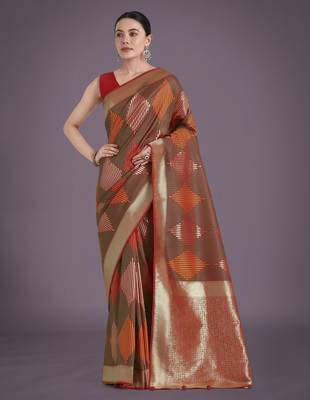 green silk blend banarasi jacuard work saree with unstitched blouse piece 1