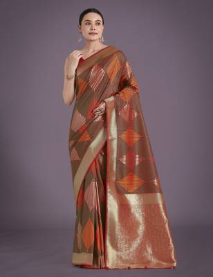 green silk blend banarasi jacuard work saree with unstitched blouse piece 2