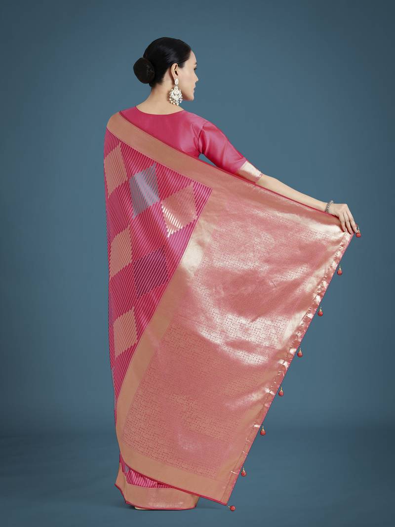 light pink silk blend banarasi jacuard work saree with unstitched blouse piece