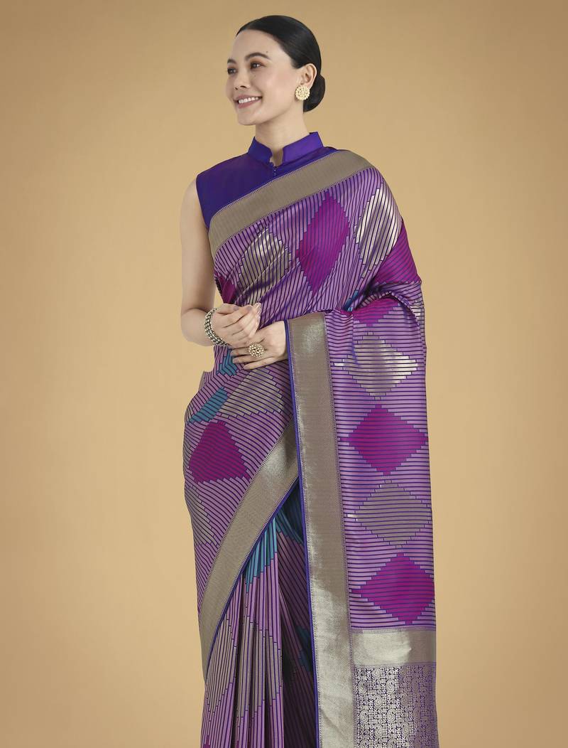 purple silk blend banarasi jacuard work saree with unstitched blouse piece