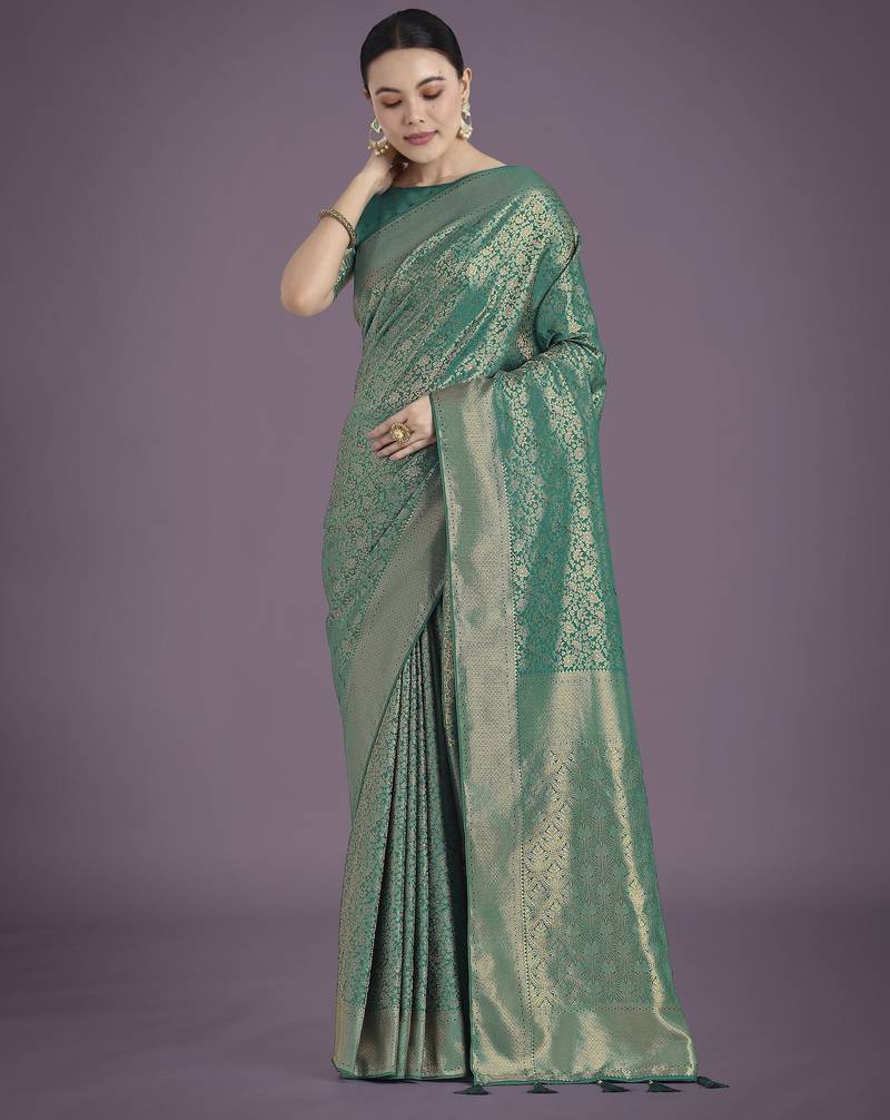 rama silk blend banarasi jacuard work saree with unstitched blouse piece