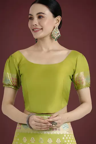 parrot green silk blend banarasi jacuard work saree with unstitched blouse piece