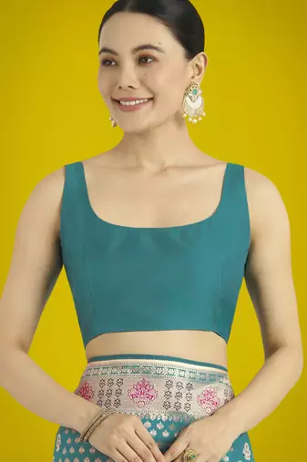 rama silk blend banarasi jacuard work saree with unstitched blouse piece