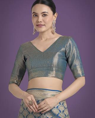 rama silk blend banarasi jacuard work saree with unstitched blouse piece 5