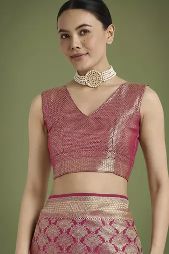 pink silk blend banarasi jacuard work saree with unstitched blouse piece