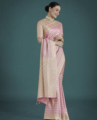 lavender silk blend banarasi jacuard work saree with unstitched blouse piece 2