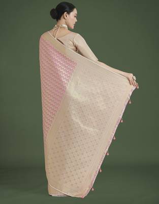 pink silk blend banarasi jacuard work saree with unstitched blouse piece 3