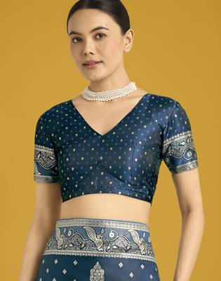 rama silk blend banarasi jacuard work saree with unstitched blouse piece 5