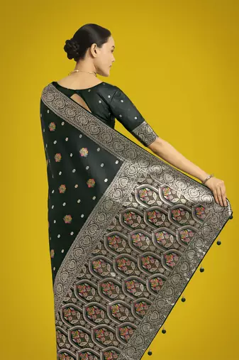 green silk blend banarasi jacuard work saree with unstitched blouse piece