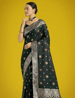 green silk blend banarasi jacuard work saree with unstitched blouse piece 4