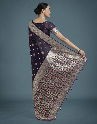 plum silk blend banarasi jacuard work saree with unstitched blouse piece 3