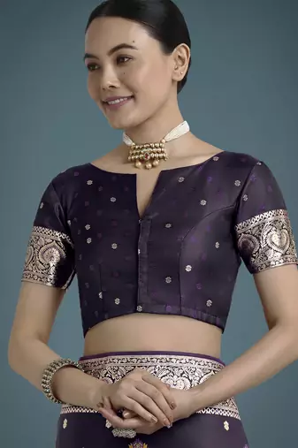 plum silk blend banarasi jacuard work saree with unstitched blouse piece