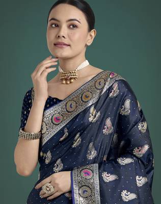 blue silk blend banarasi jacuard work saree with unstitched blouse piece 4