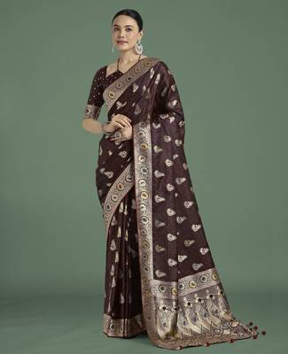 maroon silk blend banarasi jacuard work saree with unstitched blouse piece 2