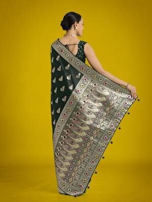 green silk blend banarasi jacuard work saree with unstitched blouse piece 3