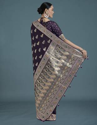 plum silk blend banarasi jacuard work saree with unstitched blouse piece 3