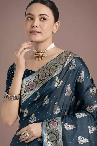 rama silk blend banarasi jacuard work saree with unstitched blouse piece