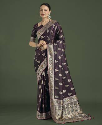 wine silk blend banarasi jacuard work saree with unstitched blouse piece 2