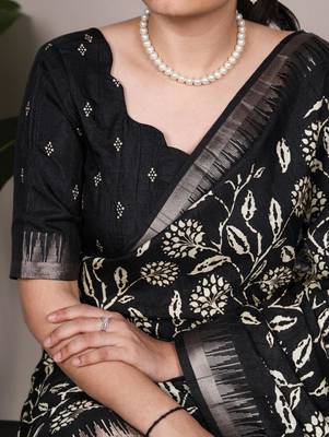 Black art silk printed saree with floral print 2