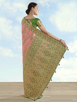 pink silk blend banarasi jacuard work saree with unstitched blouse piece 3