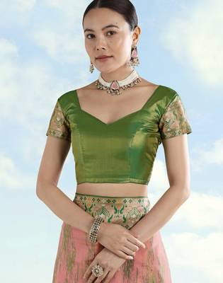 pink silk blend banarasi jacuard work saree with unstitched blouse piece 5