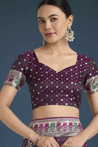 wine silk blend banarasi jacuard work saree with unstitched blouse piece