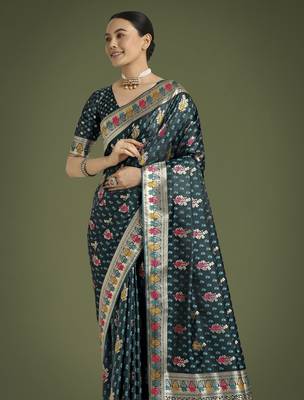 rama silk blend banarasi jacuard work saree with unstitched blouse piece 4