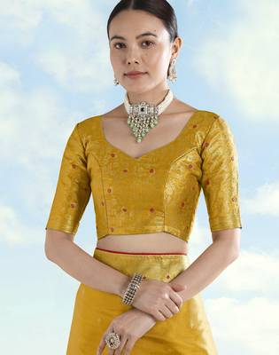 yellow silk blend banarasi jacuard work saree with unstitched blouse piece 5
