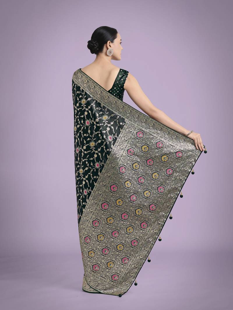green silk blend banarasi jacuard work saree with unstitched blouse piece