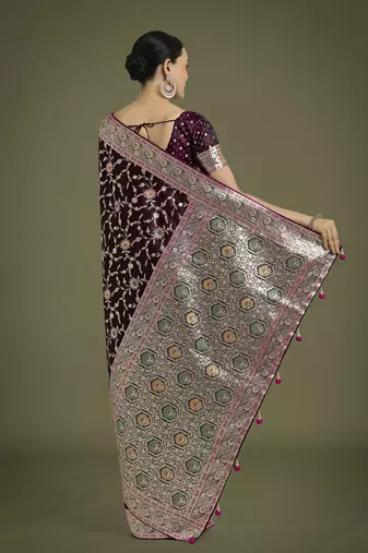 wine silk blend banarasi jacuard work saree with unstitched blouse piece
