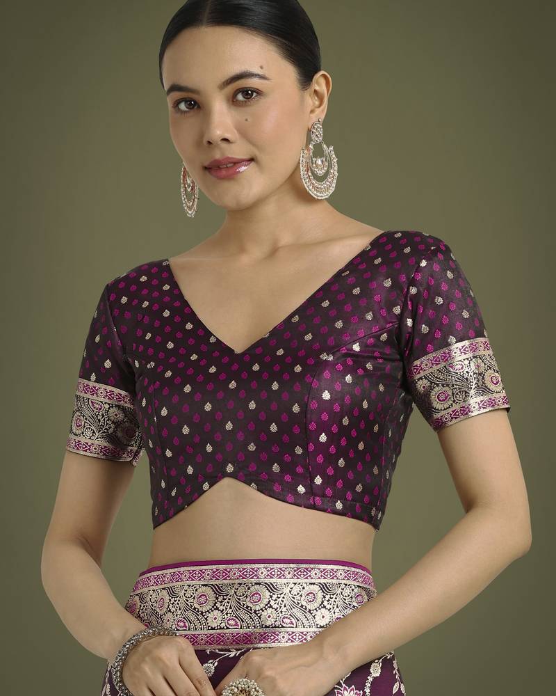 wine silk blend banarasi jacuard work saree with unstitched blouse piece