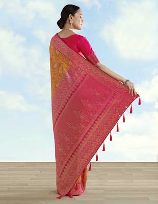 yellow pink silk blend banarasi jacuard work saree with unstitched blouse piece 3